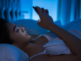TECHNOLOGY REDUCES THE SLEEP QUALITY