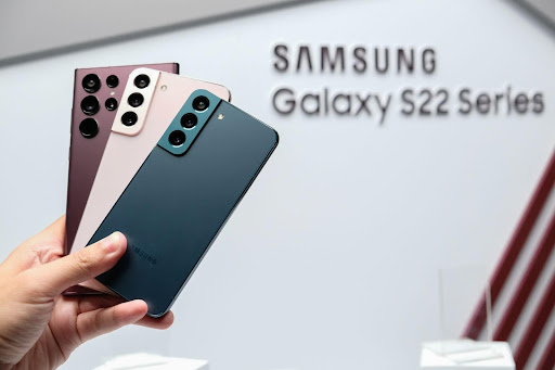 the Samsung S22